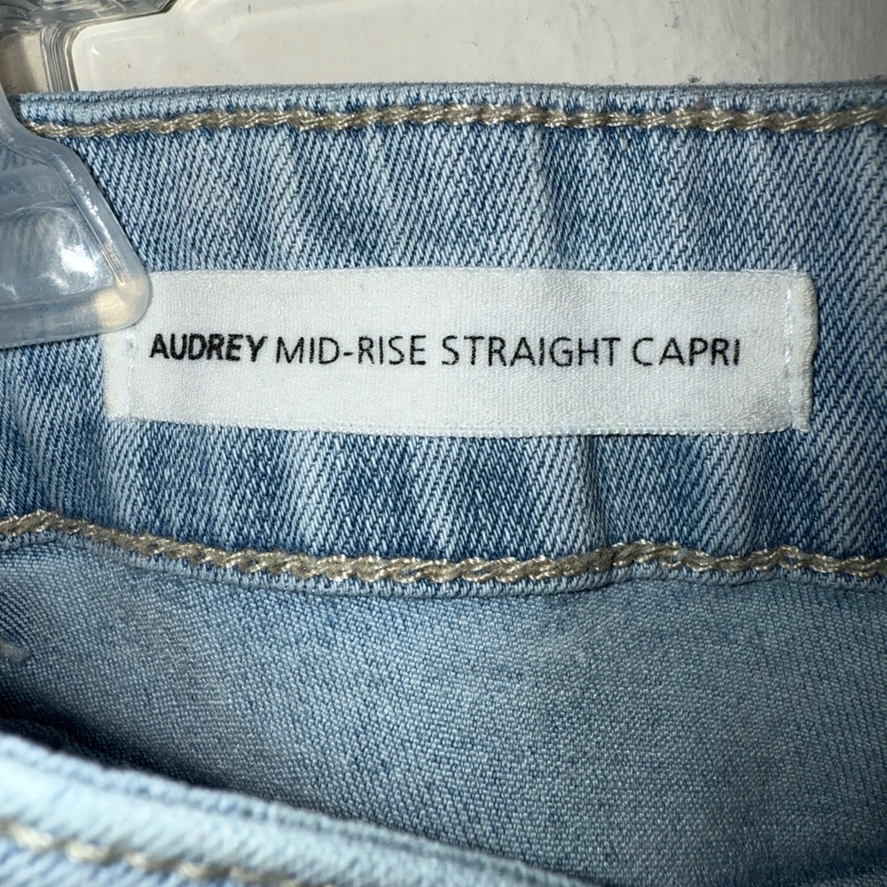 Tribal Embroidered Side-Slit Audrey Capri Jeans 8 - Picture 9 of 9